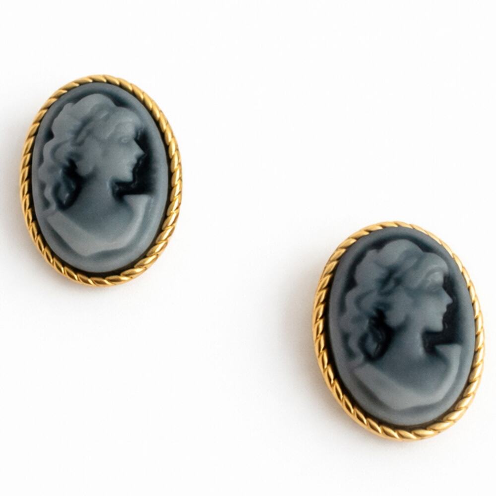 Magnetic Cameo Brooch Set - Vintage Scarf Pin (Set of 2)